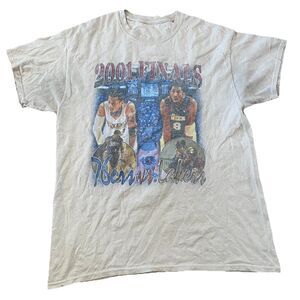 Vintage NBA 2001 Finals t-shirt Kobe Bryant Vs Allen Iverson Size L 76ers Lakers